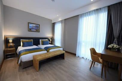 Cher Hotel 3