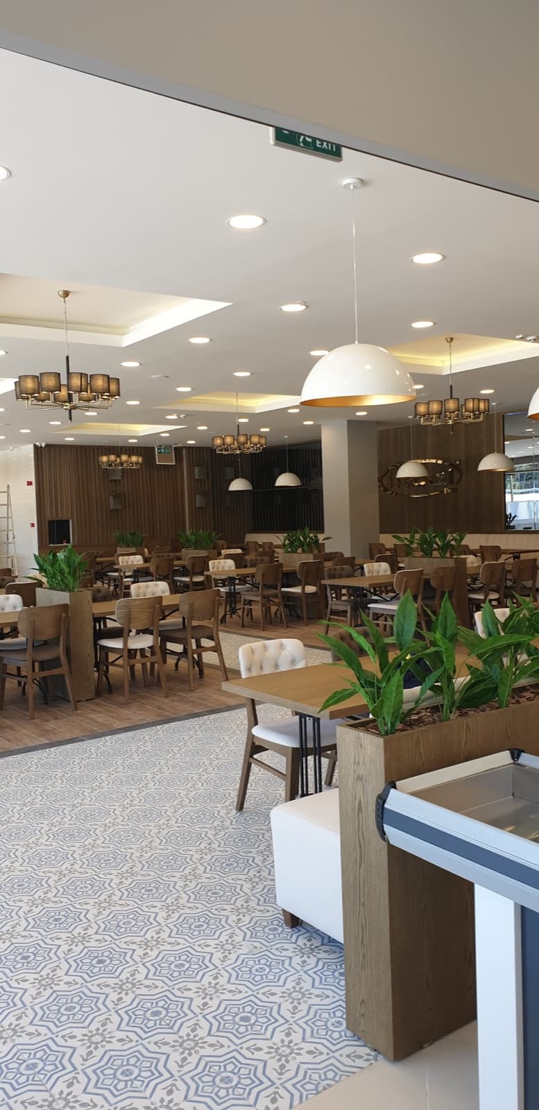 İkbal Restaurant 24