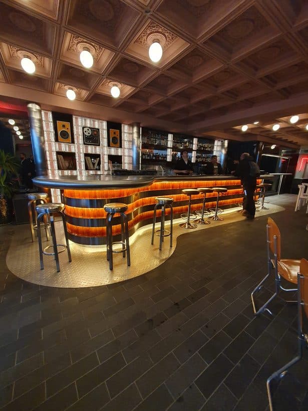 Tango Cash Restaurant 3