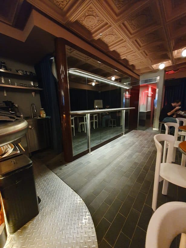 Tango Cash Restaurant 7