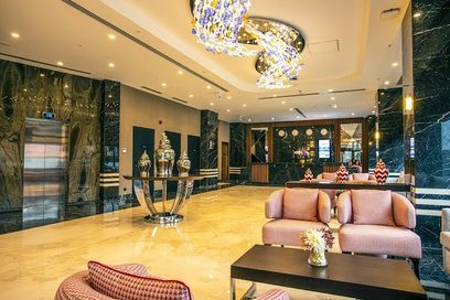 Cher Hotel 8