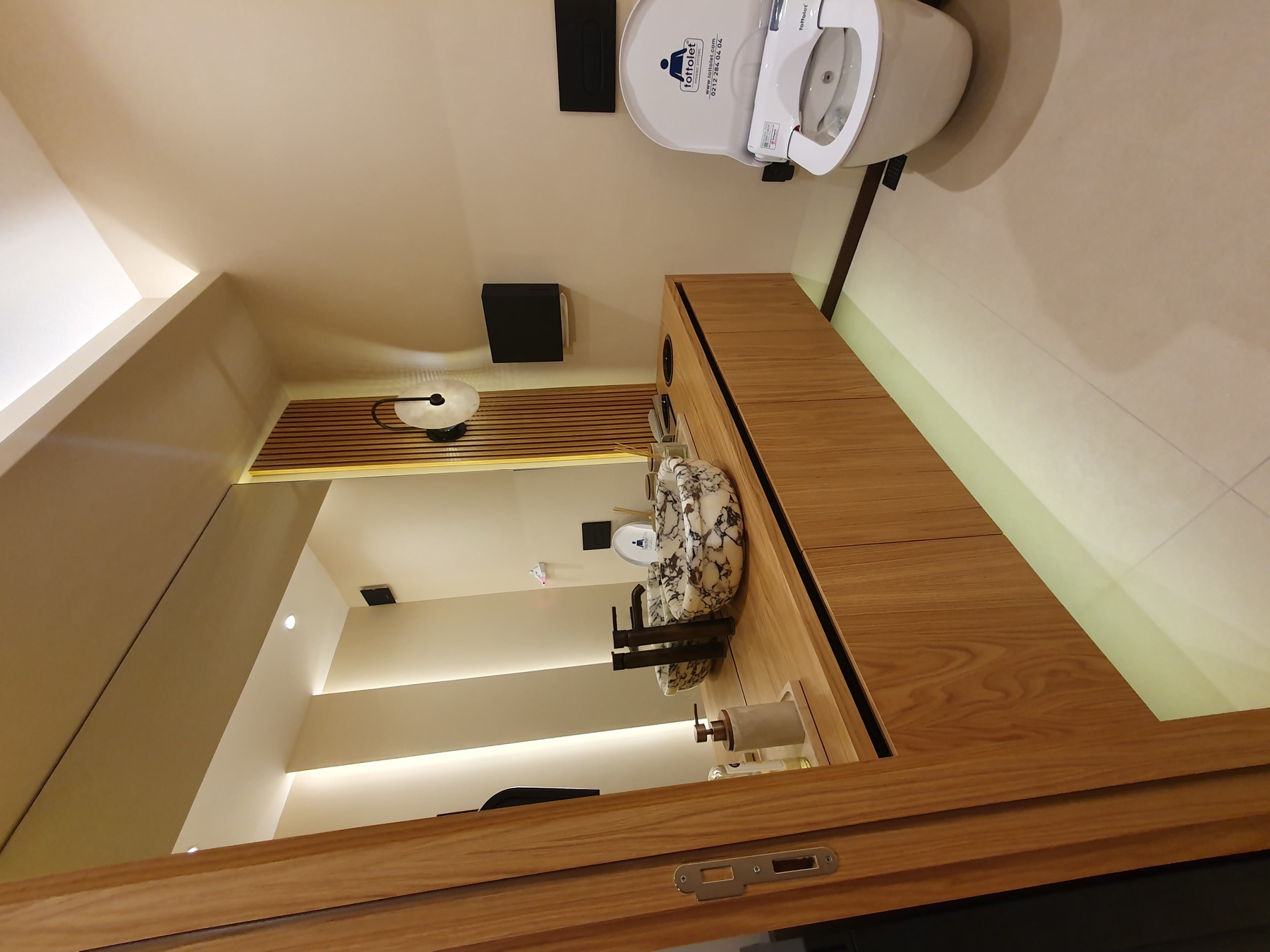 Dr. Emel Gökmen Clinic 15