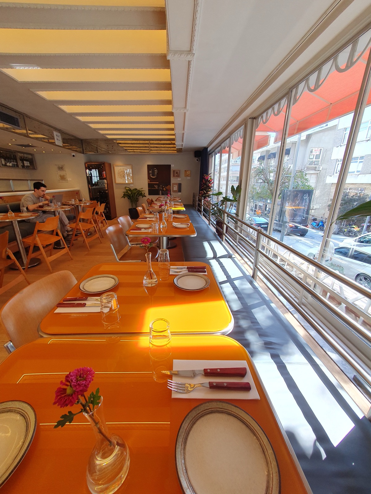 Tango Cash Restoran 16