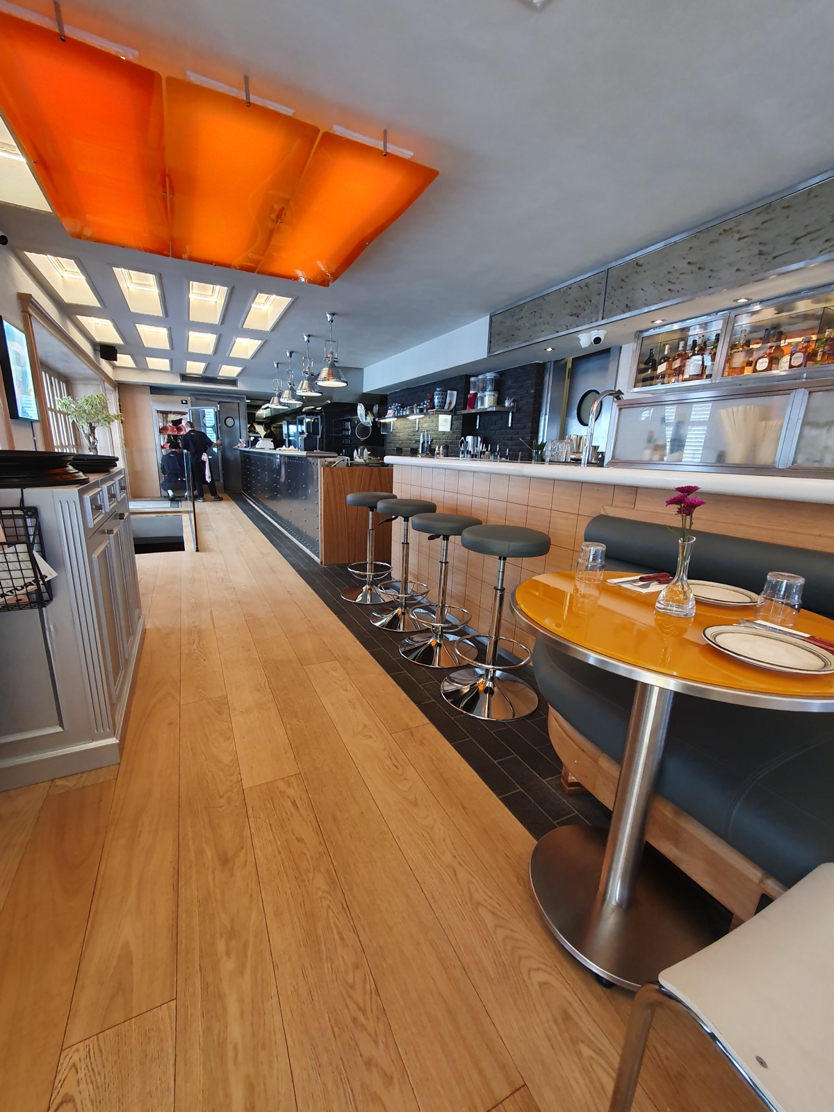 Tango Cash Restoran 18
